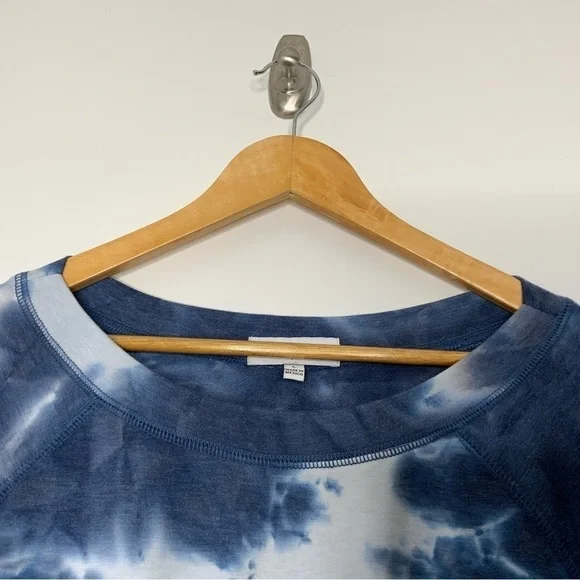 Oli I VIV Tie-Dye Crew Neck Sweat Shirt. Blue and White. Size Large. - Picture 3 of 6